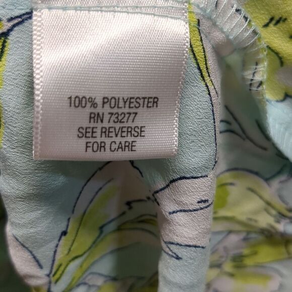 Croft & Barrow Women's Short Sleeve Floral Blouse Size Medium - Picture 8 of 9